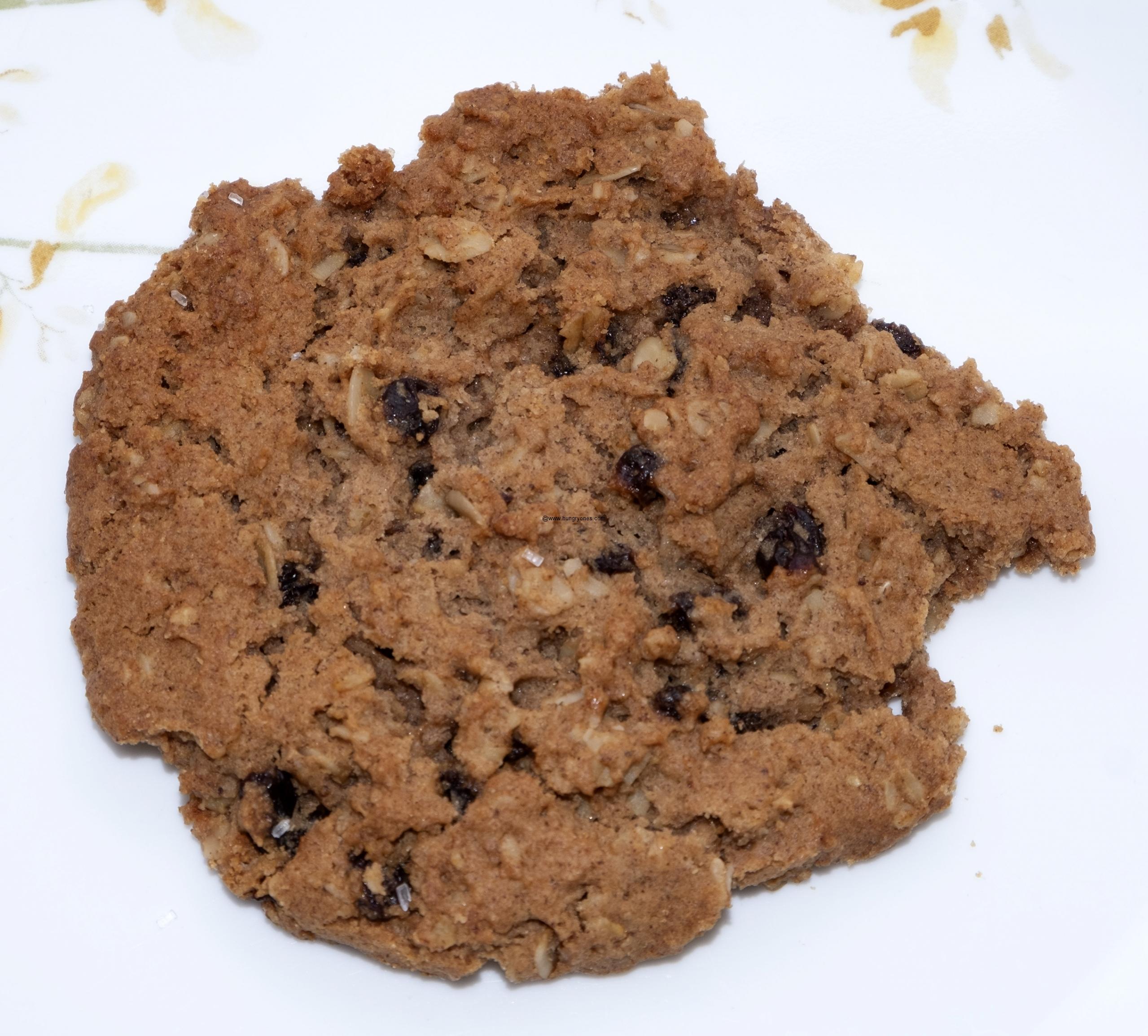  Freshly baked oatmeal cookies straight out of the oven.