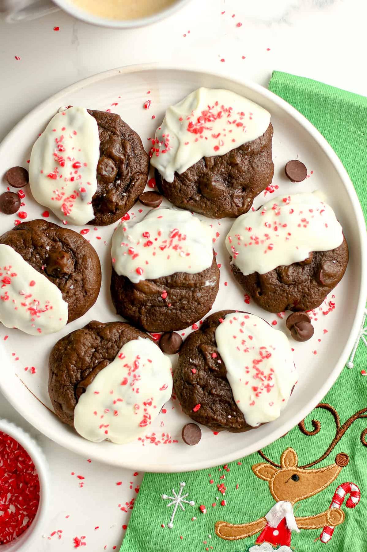  Get in the holiday spirit with these festive cookies.