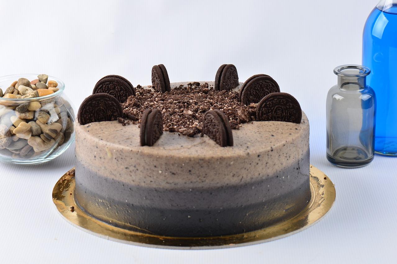  Rich, chocolatey Oreos nestled in velvety coffee cake.